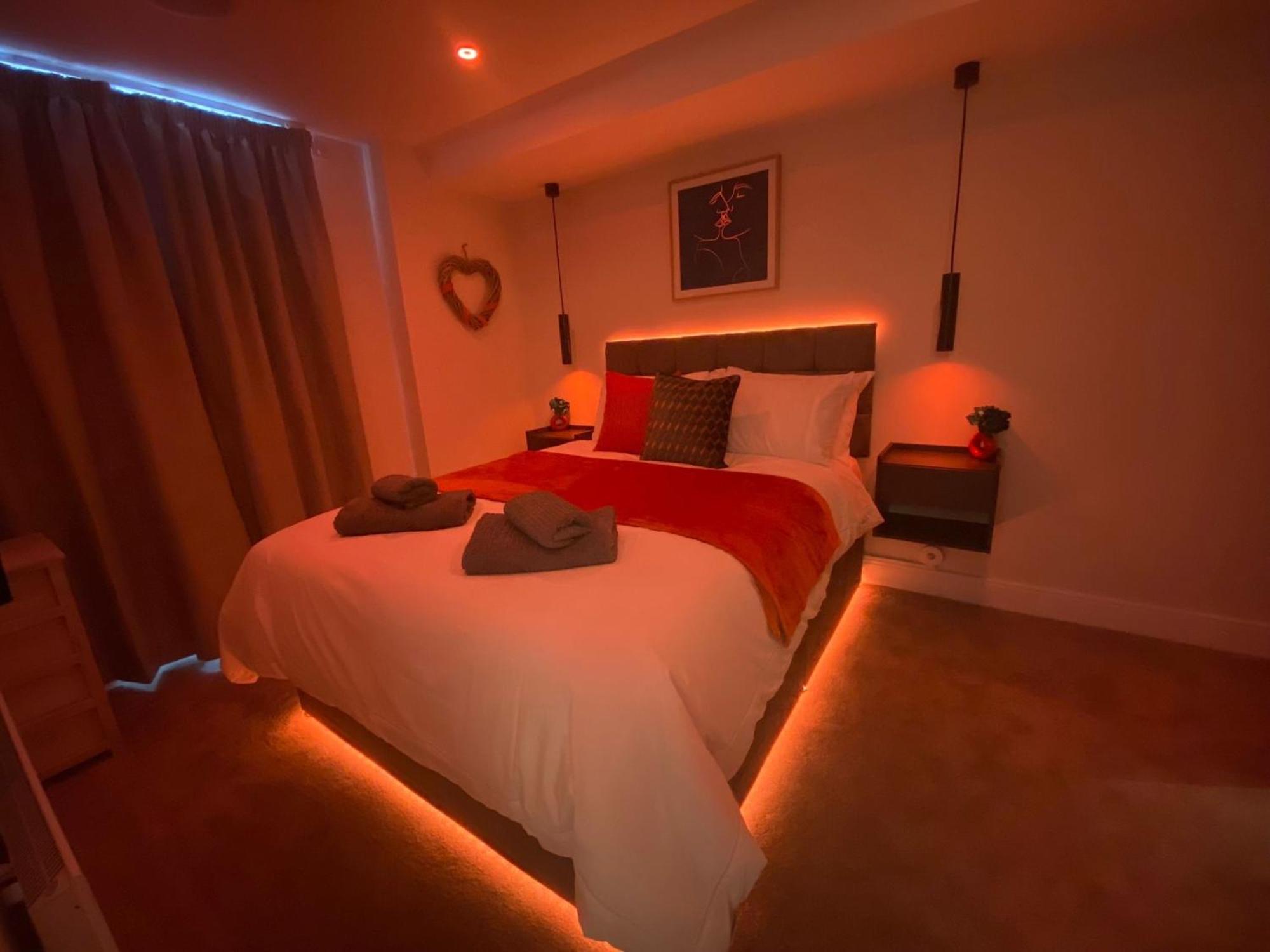 Luxury 1 Bedroom Apartment - Rock Mill 14 Stony Middleton Luaran gambar